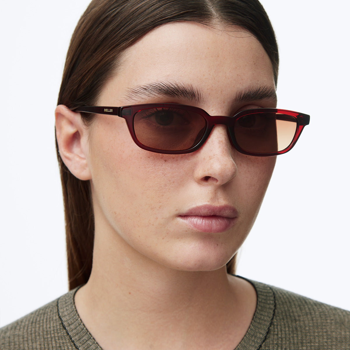 Eru Maroon Brown