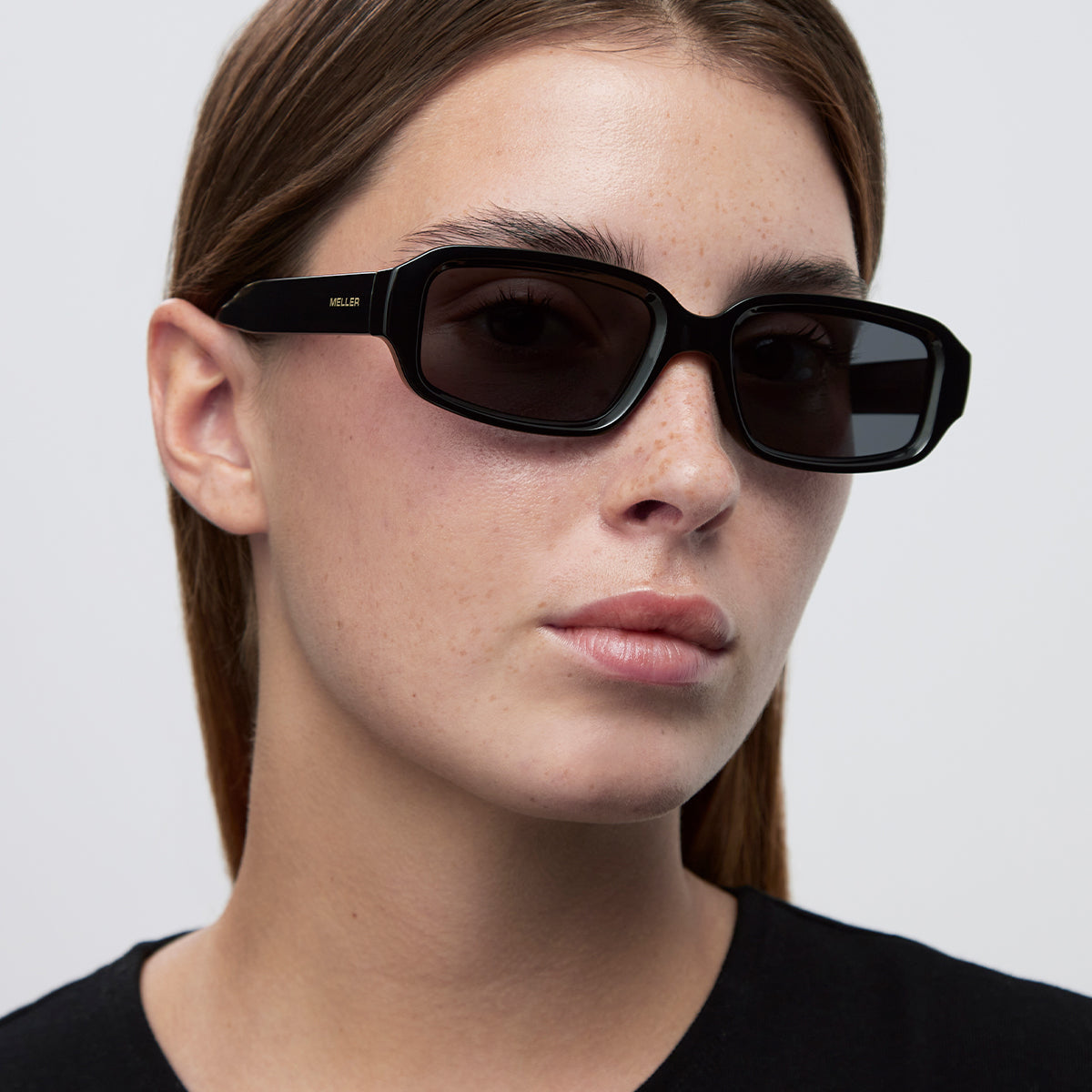 Azzi All Black