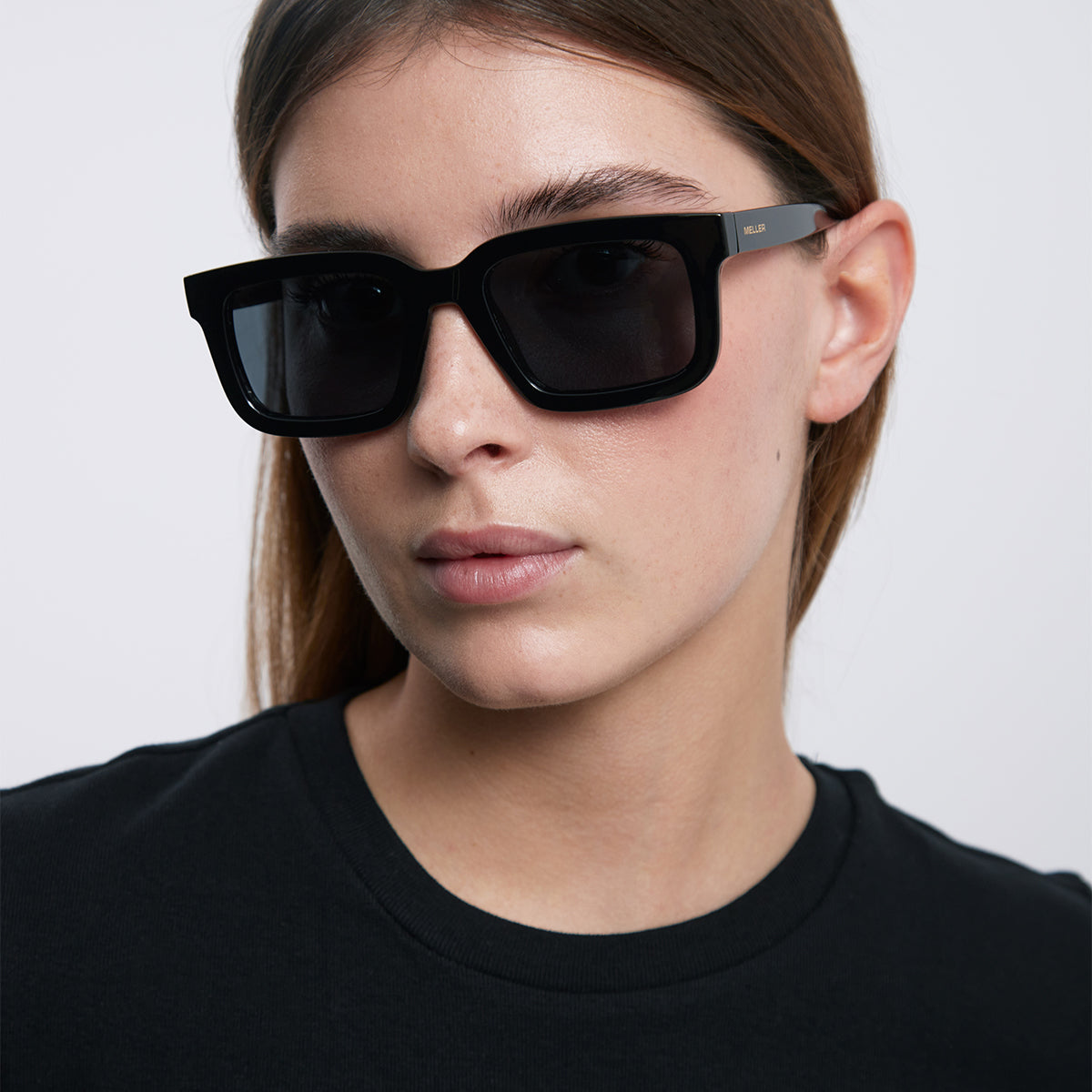 Eshe All Black