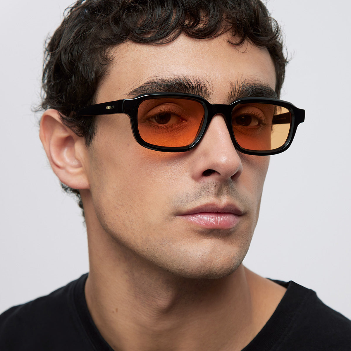 Tari Black Orange