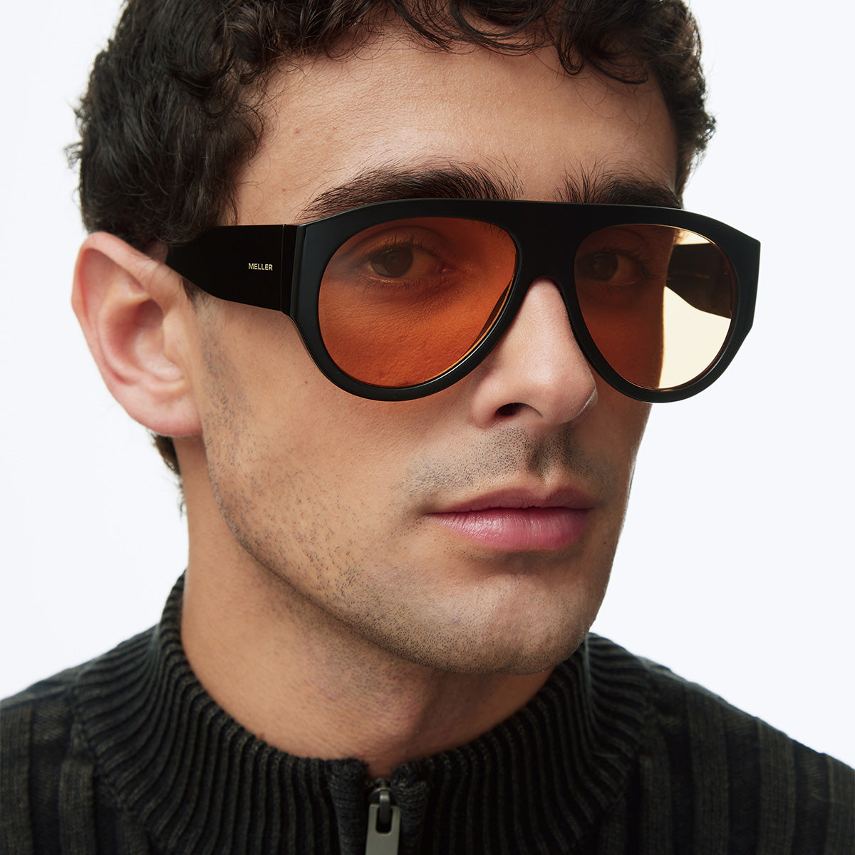 Lira Black Orange