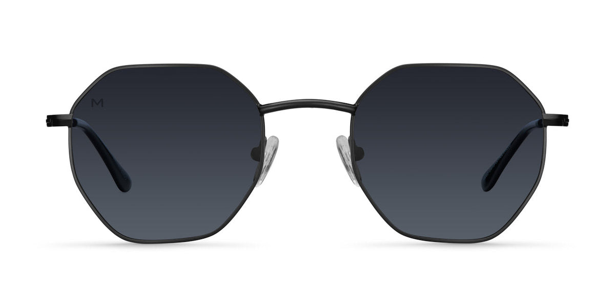 Endo All Black