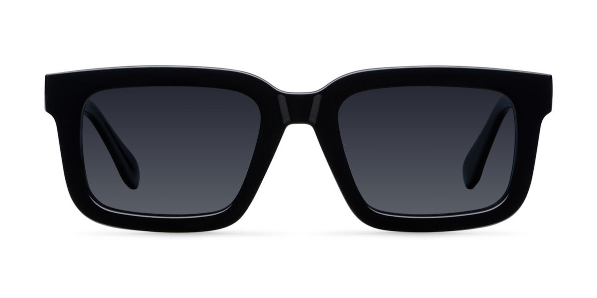 Eshe All Black