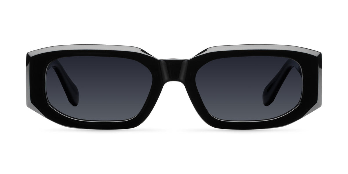 Kira All Black