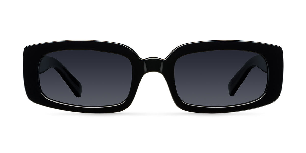 Konata All Black